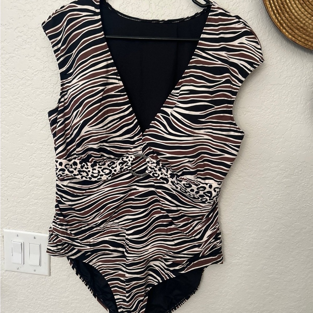 Bleu Rod Beattie‎ Zebra Pattern Women Bodysuit
